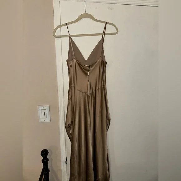 L'AGENCE Serita Maxi V Neck Bias Silk Gown Dress size 8 - Picture 8 of 14